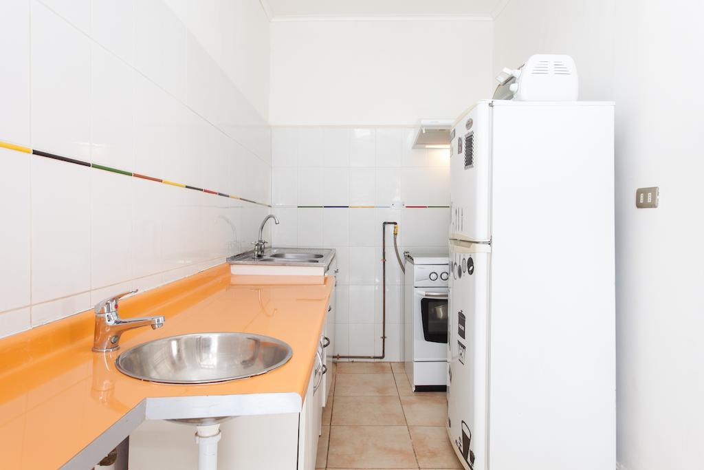 Quarto Individual com Banheiro Privativo